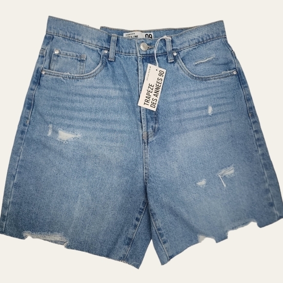 Nwt Refuge Denim 90's A-Line High Waisted Light Wash Mom Jean Shorts Size 9 - Picture 1 of 10